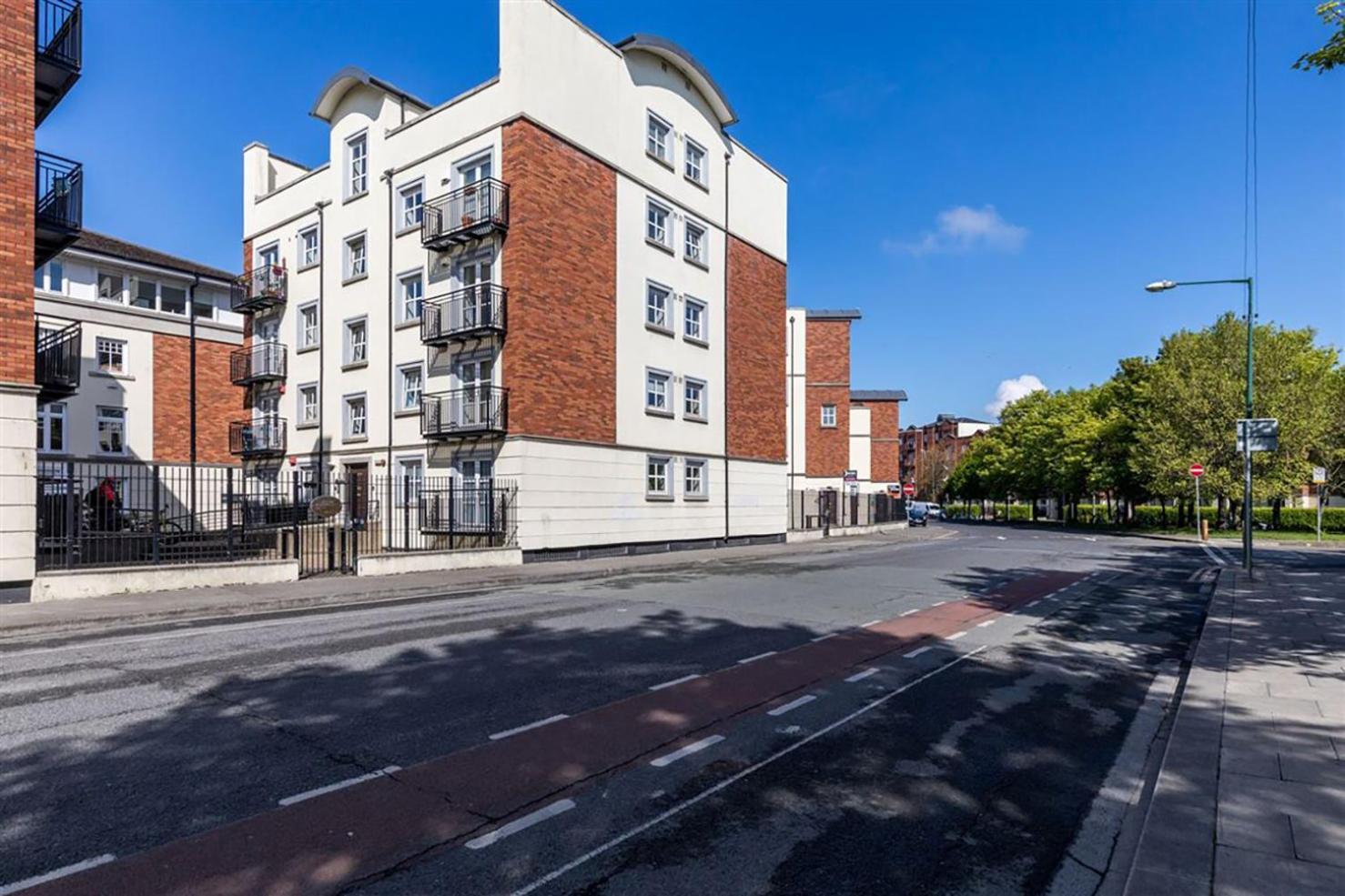 City Center Apt Free Parking Daire Dublin Dış mekan fotoğraf